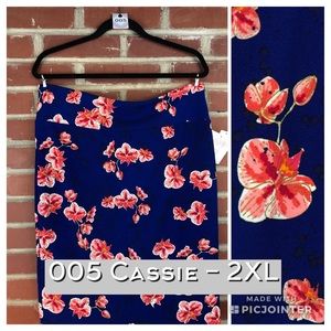 LuLaRoe Floral Cassie Pencil Skirt